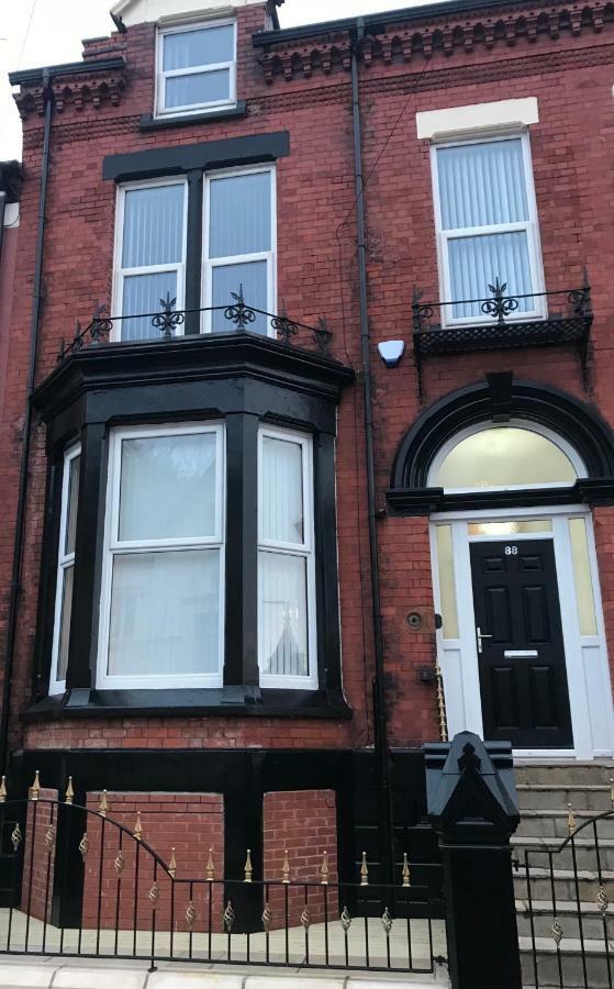 Bed and Breakfast 88 Anfield Road Liverpool Exterior foto
